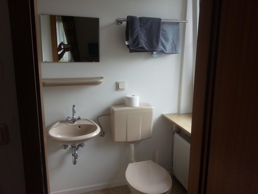 Hotel Deutsches Haus Francop Hamburk Pokoj fotografie